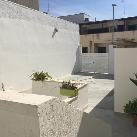Casa Sul Mare - Wifi Free - Parcheggio Privato Daire San Foca Dış mekan fotoğraf