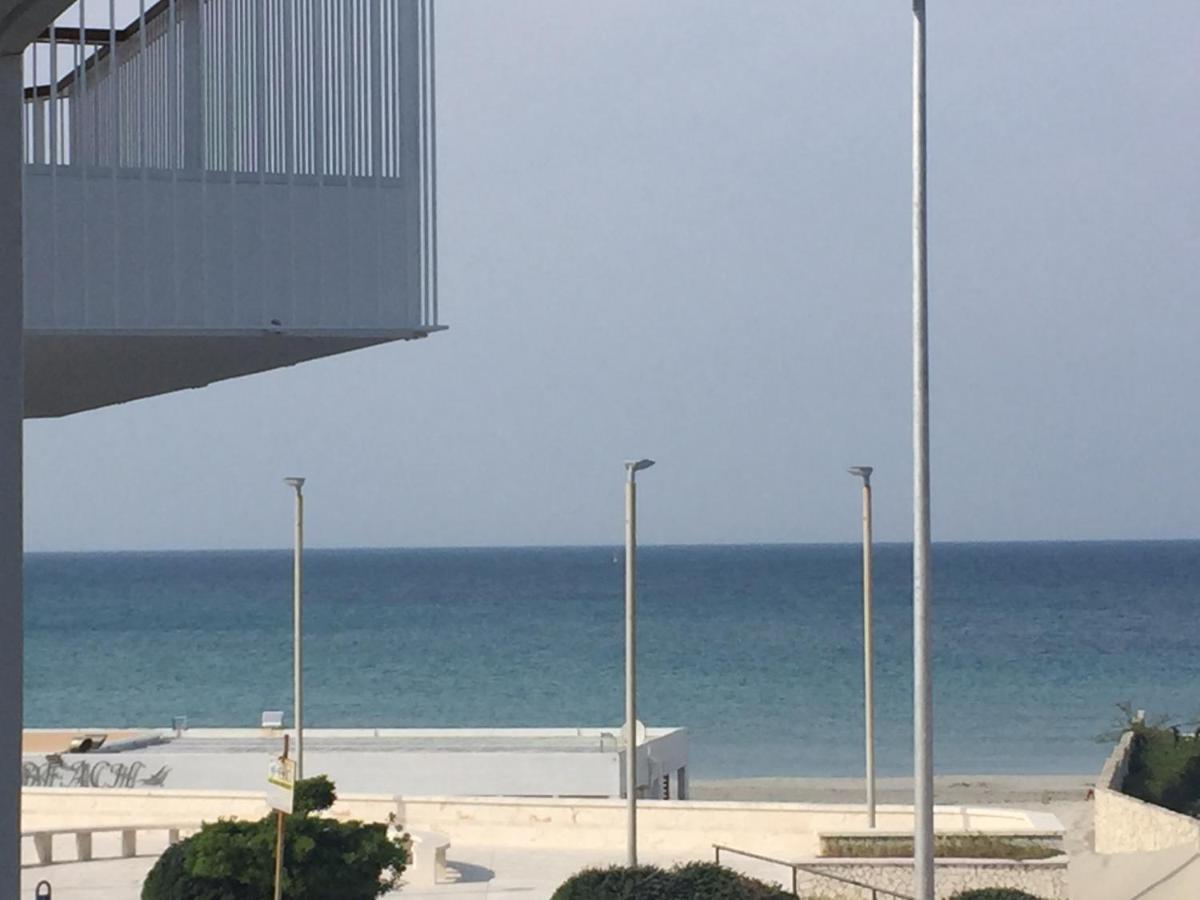 Casa Sul Mare - Wifi Free - Parcheggio Privato Daire San Foca Dış mekan fotoğraf