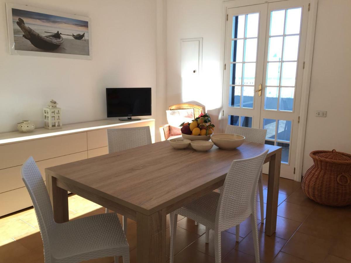 Casa Sul Mare - Wifi Free - Parcheggio Privato Daire San Foca Dış mekan fotoğraf
