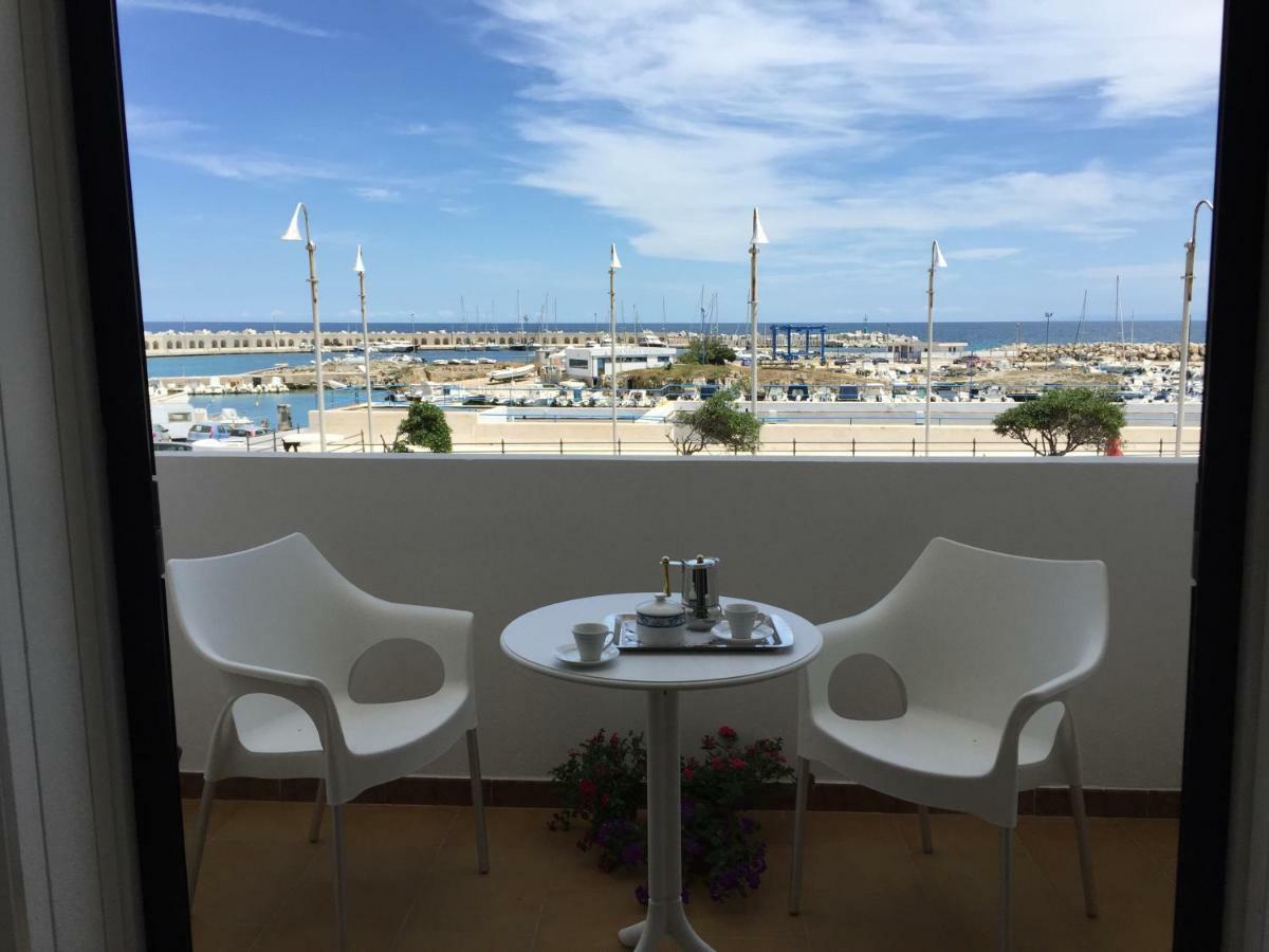 Casa Sul Mare - Wifi Free - Parcheggio Privato Daire San Foca Dış mekan fotoğraf
